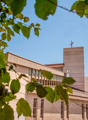 Panorámica exterior del templo